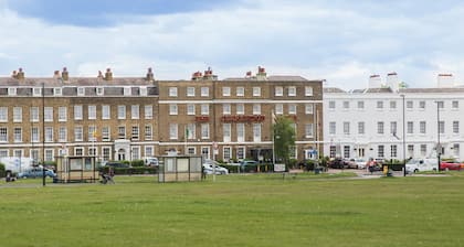 The Clarendon Hotel - Blackheath