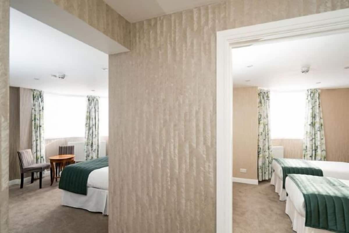 Desk, iron/ironing board, free WiFi, bed sheets