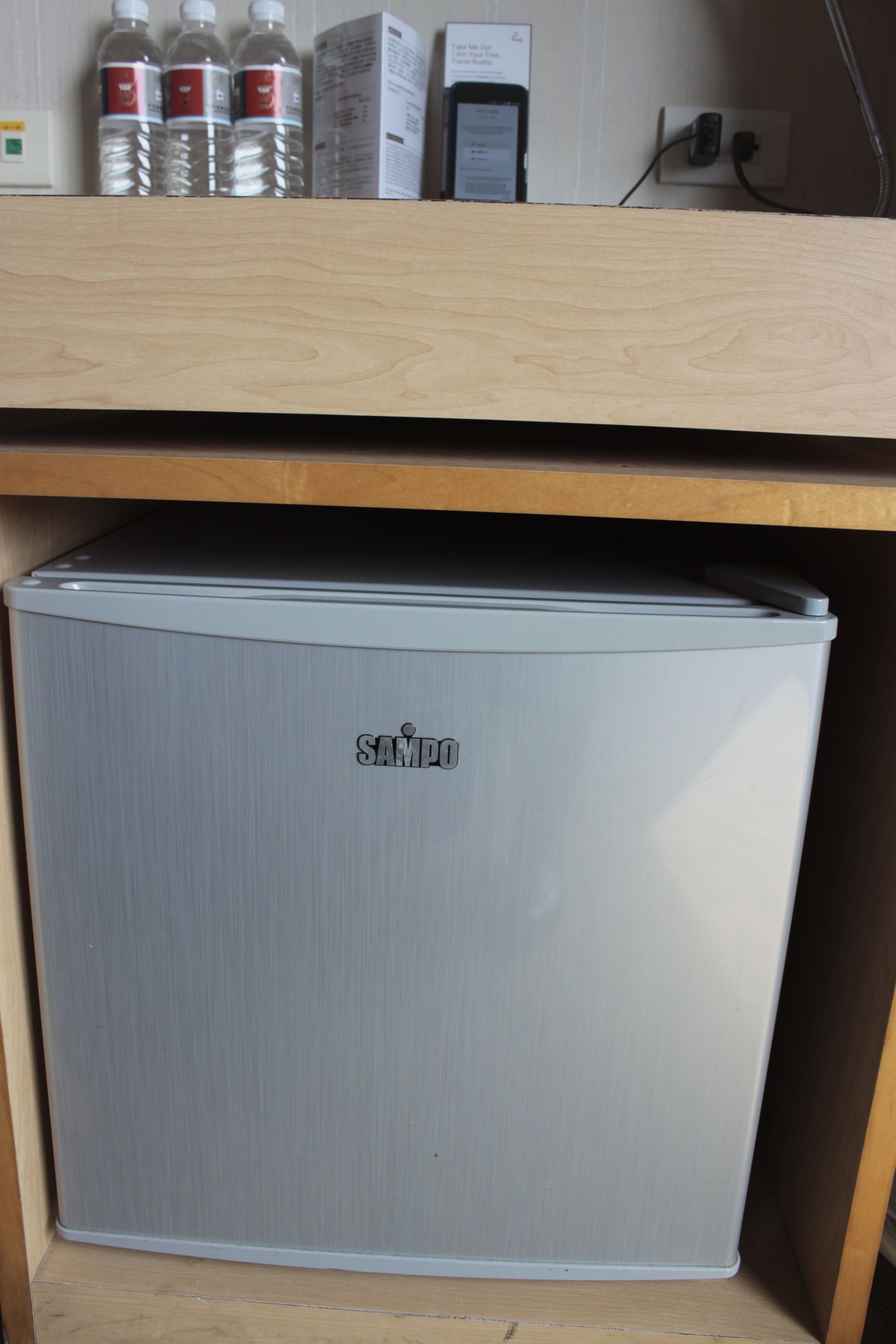 superior twin (no window) | room amenity