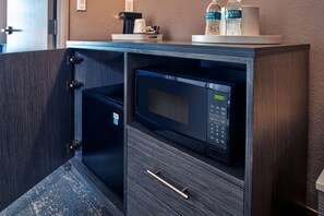 Premium bedding, down comforters, pillowtop beds, in-room safe