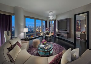 Premium bedding, down comforters, minibar, in-room safe