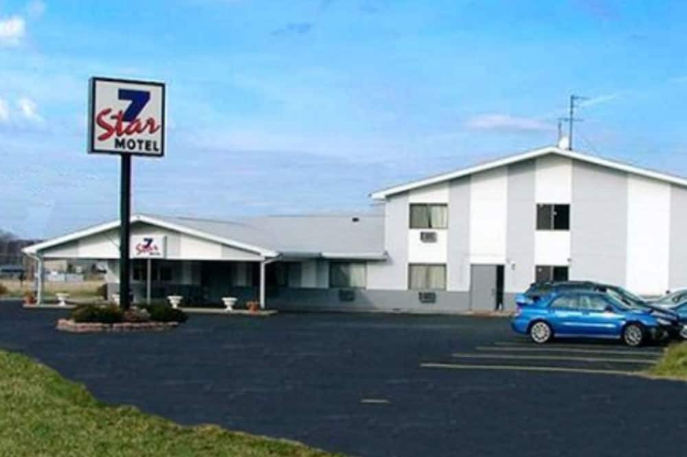 7 Star Inn