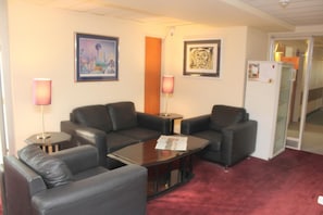 Flat-screen TV - Hotel Elbroich Düsseldorf (Düsseldorf)