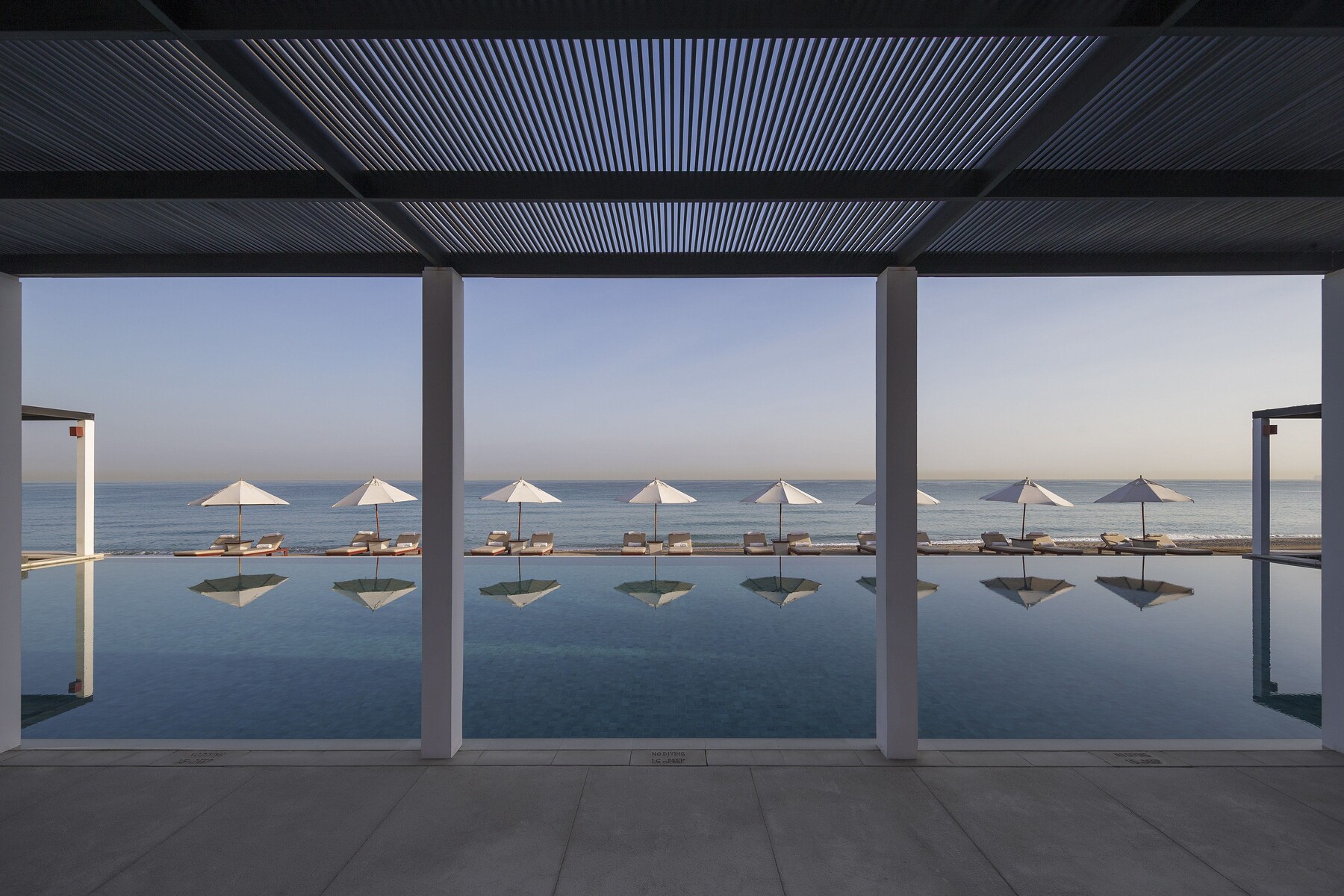 3 outdoor pools, open 8 AM to 6 PM, free pool cabanas, pool umbrellas