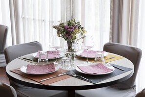 Dinner served, Italian cuisine - Hotel Vienna (Mestre)