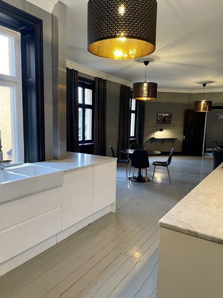 Unique Hotel - view 2