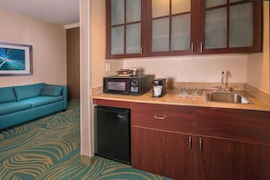Fridge, microwave, coffee/tea maker