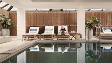 Couples treatment rooms, sauna, hot tub, steam room, body treatments