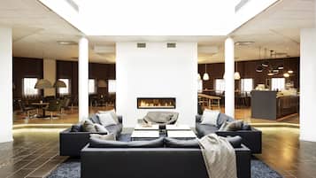 Coin salon dans le hall