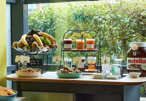 B&B HOTEL Rueil-Malmaison Gare