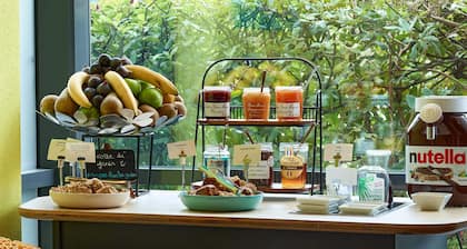 B&B HOTEL Rueil-Malmaison Gare