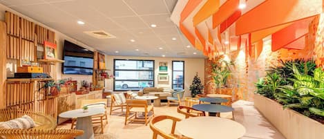 Coin salon dans le hall