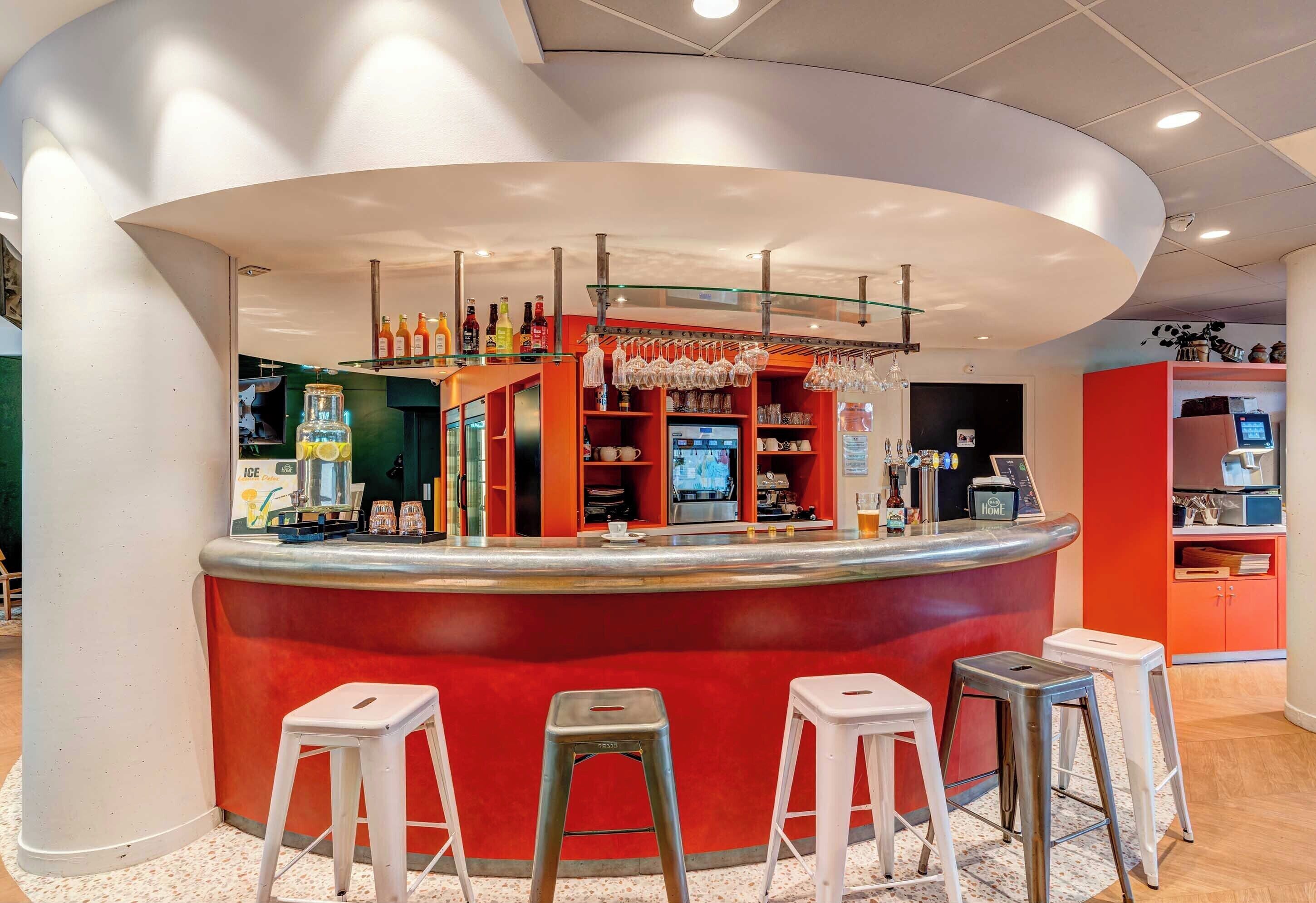 Photo - B&B HOME Rueil-Malmaison Gare