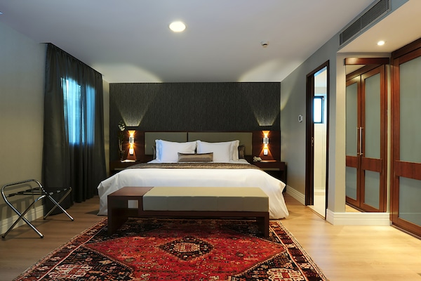 Suite Executive Premium | Roupas de cama antialérgicas, frigobar, cofres nos quartos