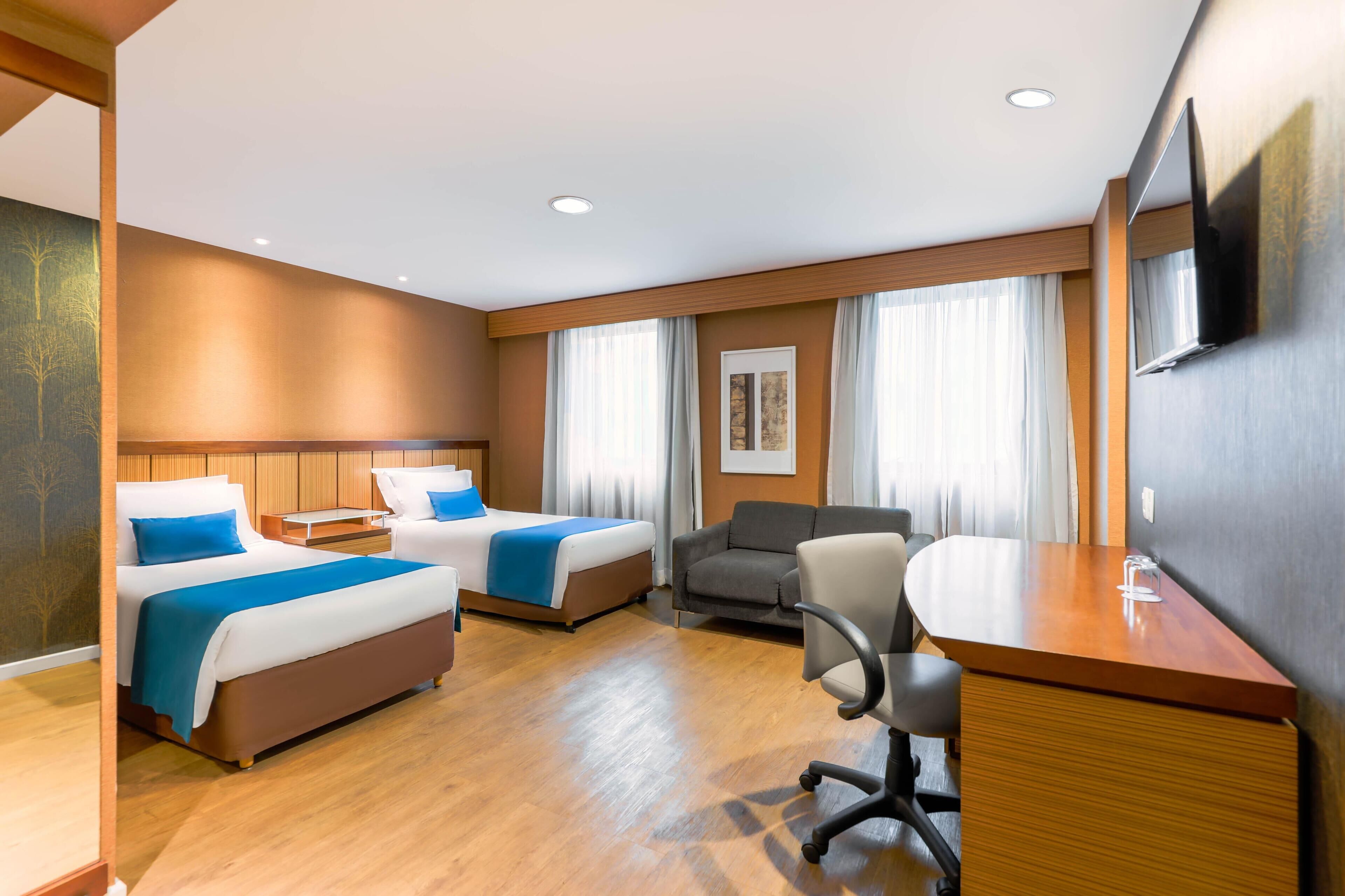 Ropa de cama hipoalergénica y minibar 