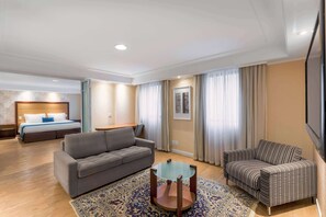 Hypo-allergenic bedding, minibar, in-room safe, laptop workspace