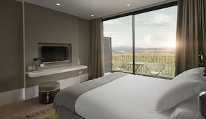 Premium bedding, minibar, in-room safe, desk