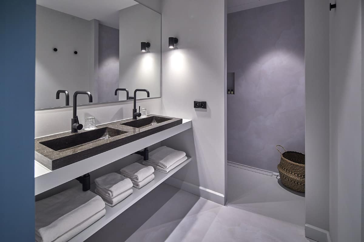 free toiletries, hair dryer, bathrobes, bidet