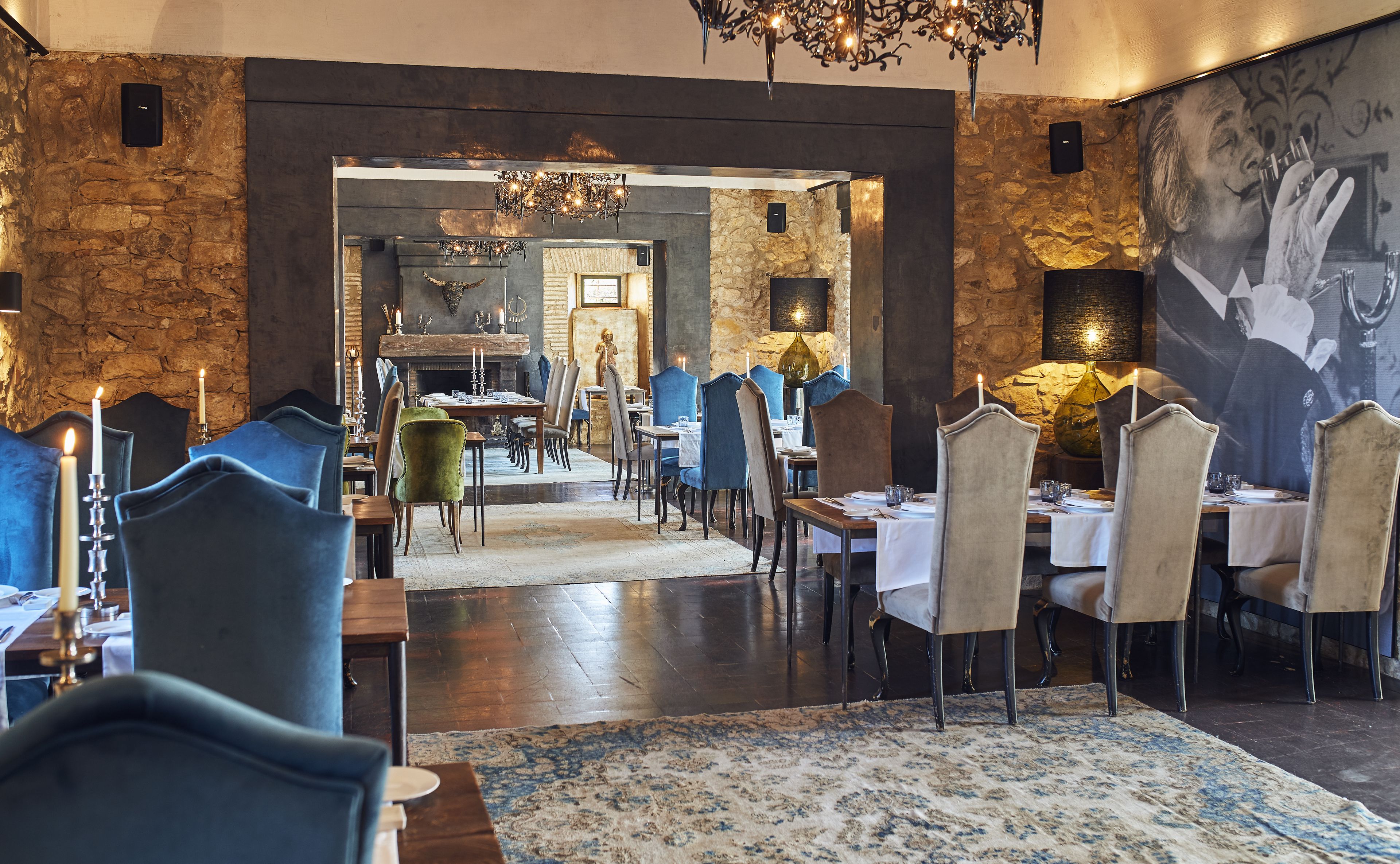 daily buffet breakfast (eur 22 per person)