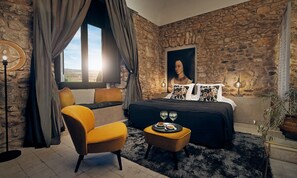 Premium bedding, minibar, in-room safe, desk
