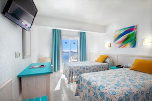 In-room safe, desk, WiFi (free), bed sheets