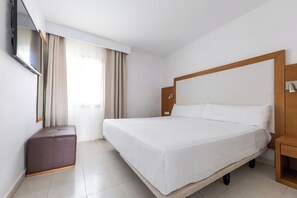 Skrivebord, skrivebord for bærbar PC og blendingsgardiner