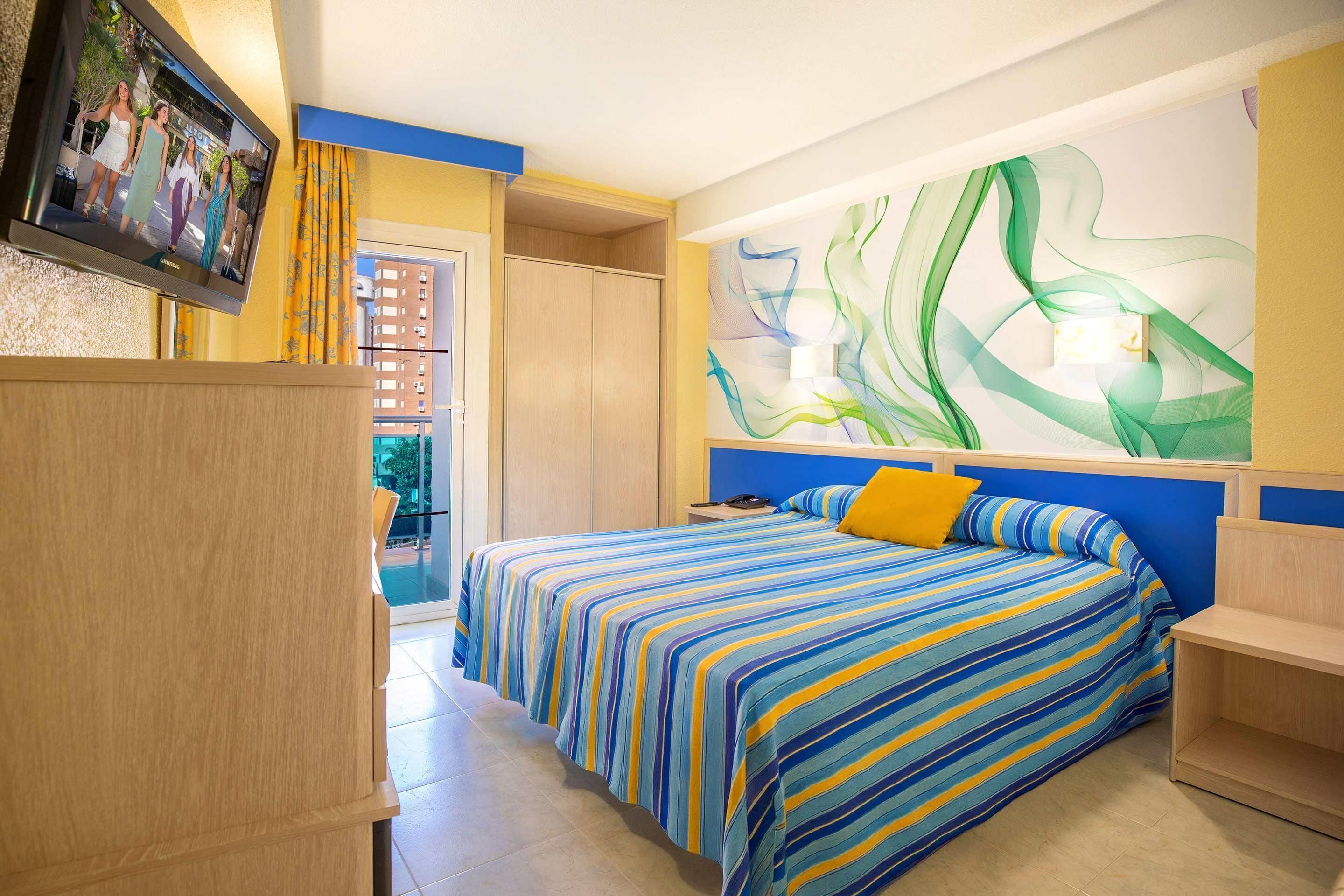 Single Room, Terrace | In-room safe, desk, soundproofing, cots/infant beds