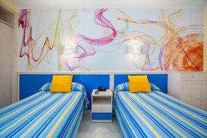 In-room safe, desk, soundproofing, free WiFi - Hotel Servigroup Rialto (Benidorm)