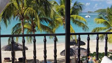 Suite, 1 King Bed, Beachfront | Balcony