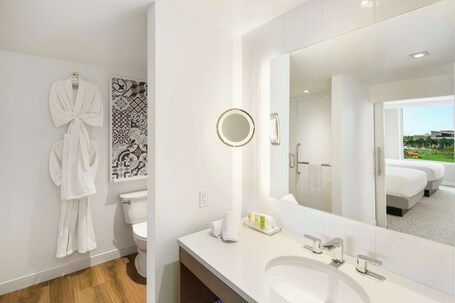 Hilton Miami Dadeland - Image 6