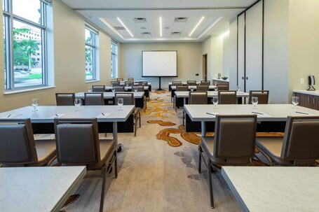 Hilton Miami Dadeland - Image 43