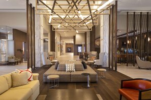 Lobby sitting area - Hilton Miami Dadeland (Miami)