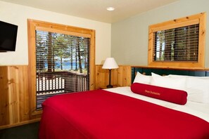 1 bedroom, bed sheets, alarm clocks