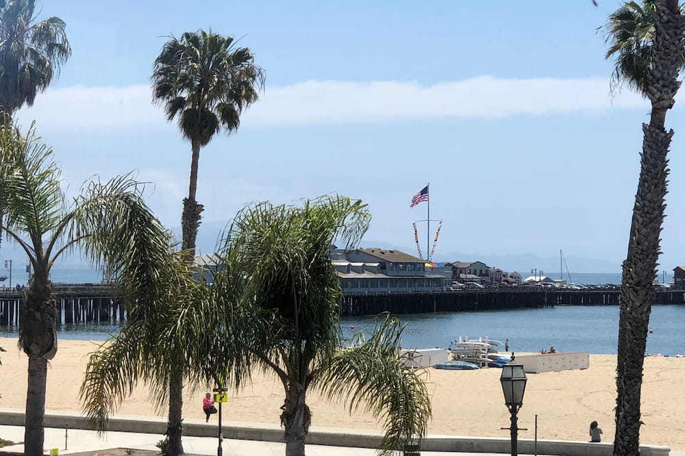 Ala Mar by the Sea