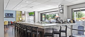 Holiday Inn St. Petersburg West by IHG