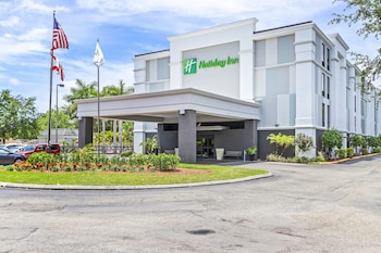 Holiday Inn St. Petersburg West by IHG