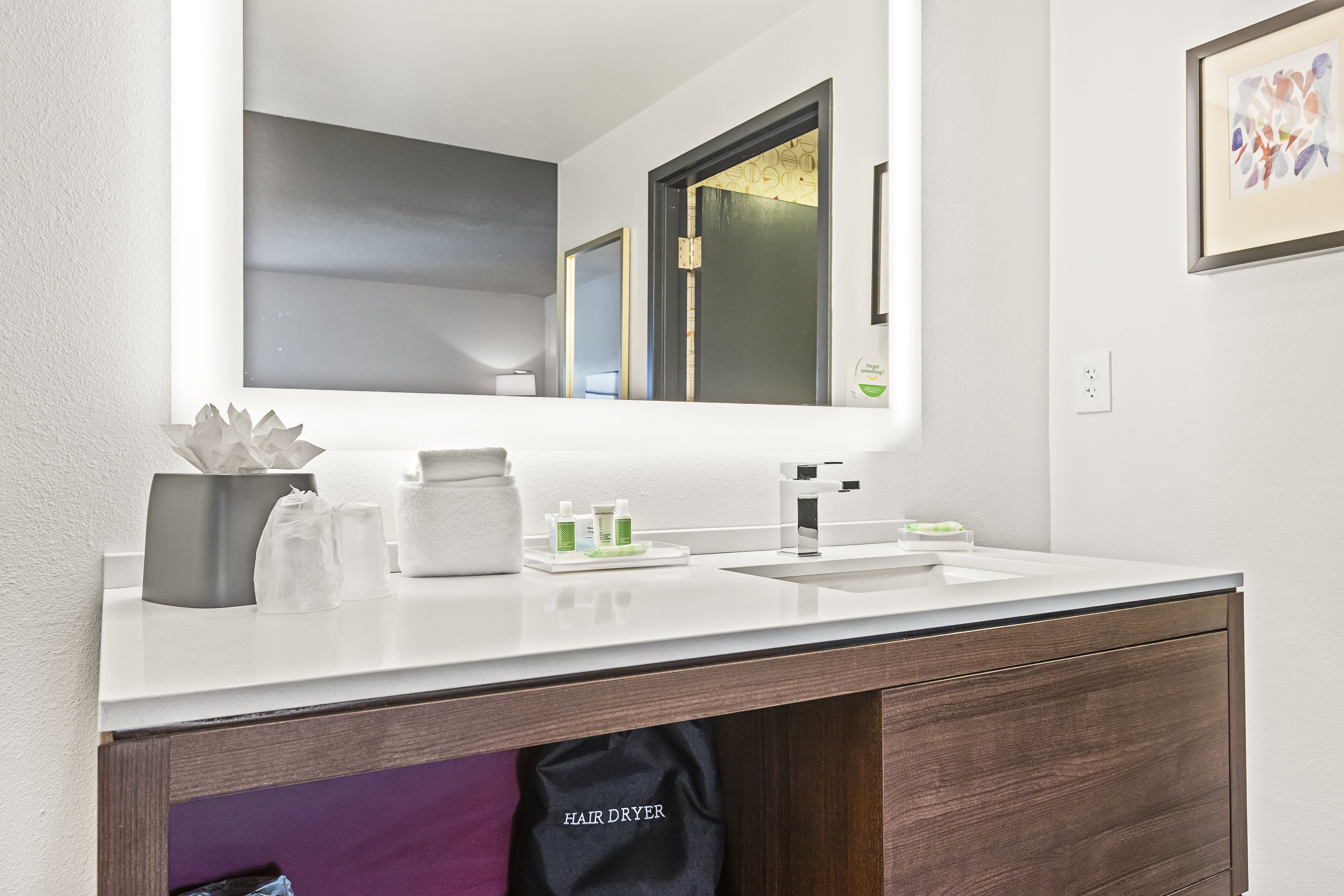 Photo - Holiday Inn - St. Petersburg West by IHG