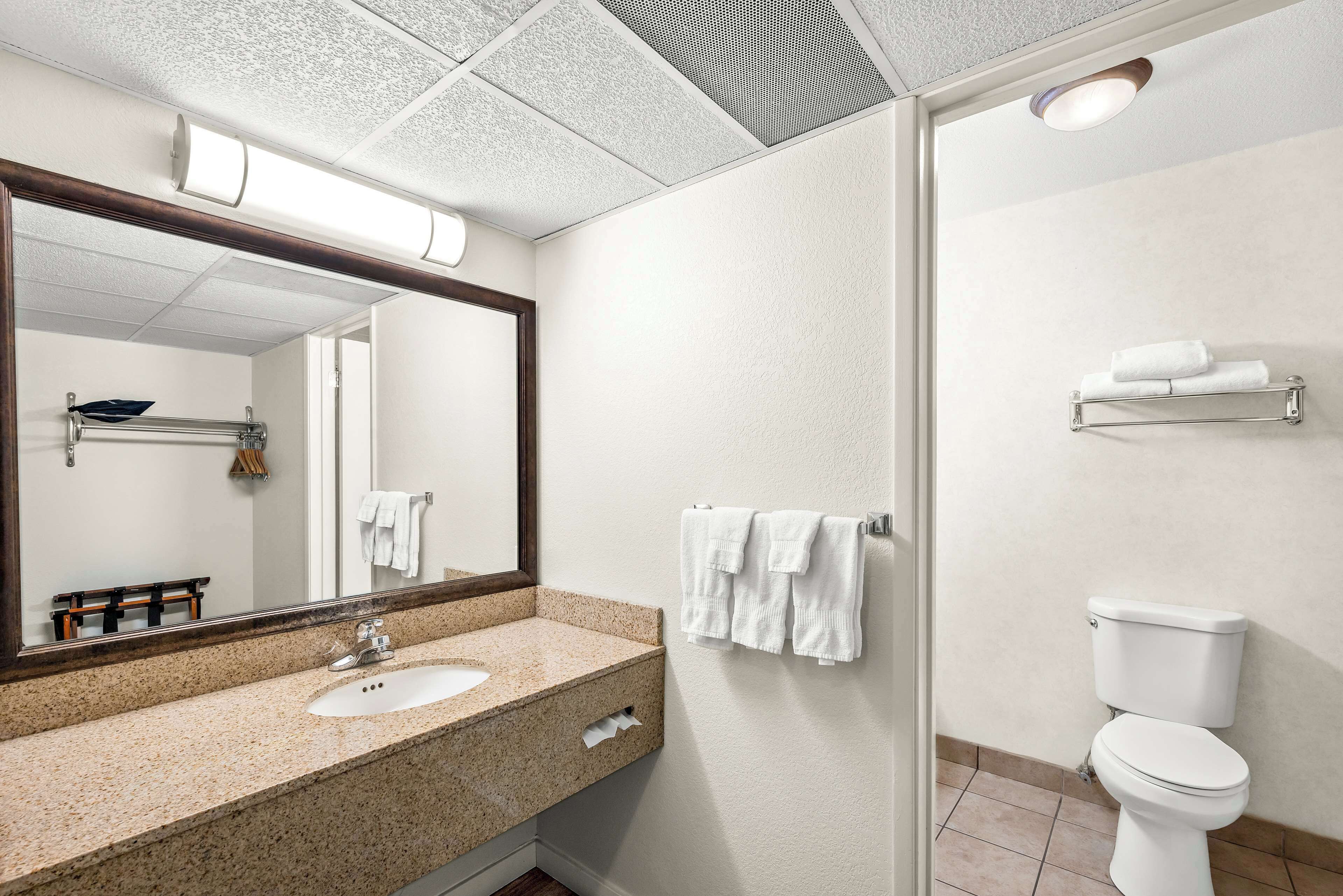 standard room, 2 double beds, non smoking, refrigerator | bathroom | free toiletries, hair dryer, towels, soap