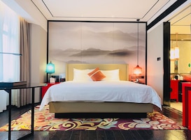 Ropa de cama de alta calidad y minibar 