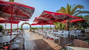 Bar (in der Unterkunft)