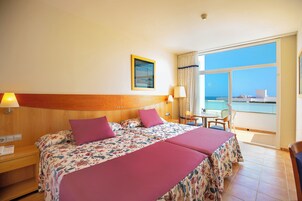 Caja de seguridad en la habitación, escritorio, cunas y wifi gratis 