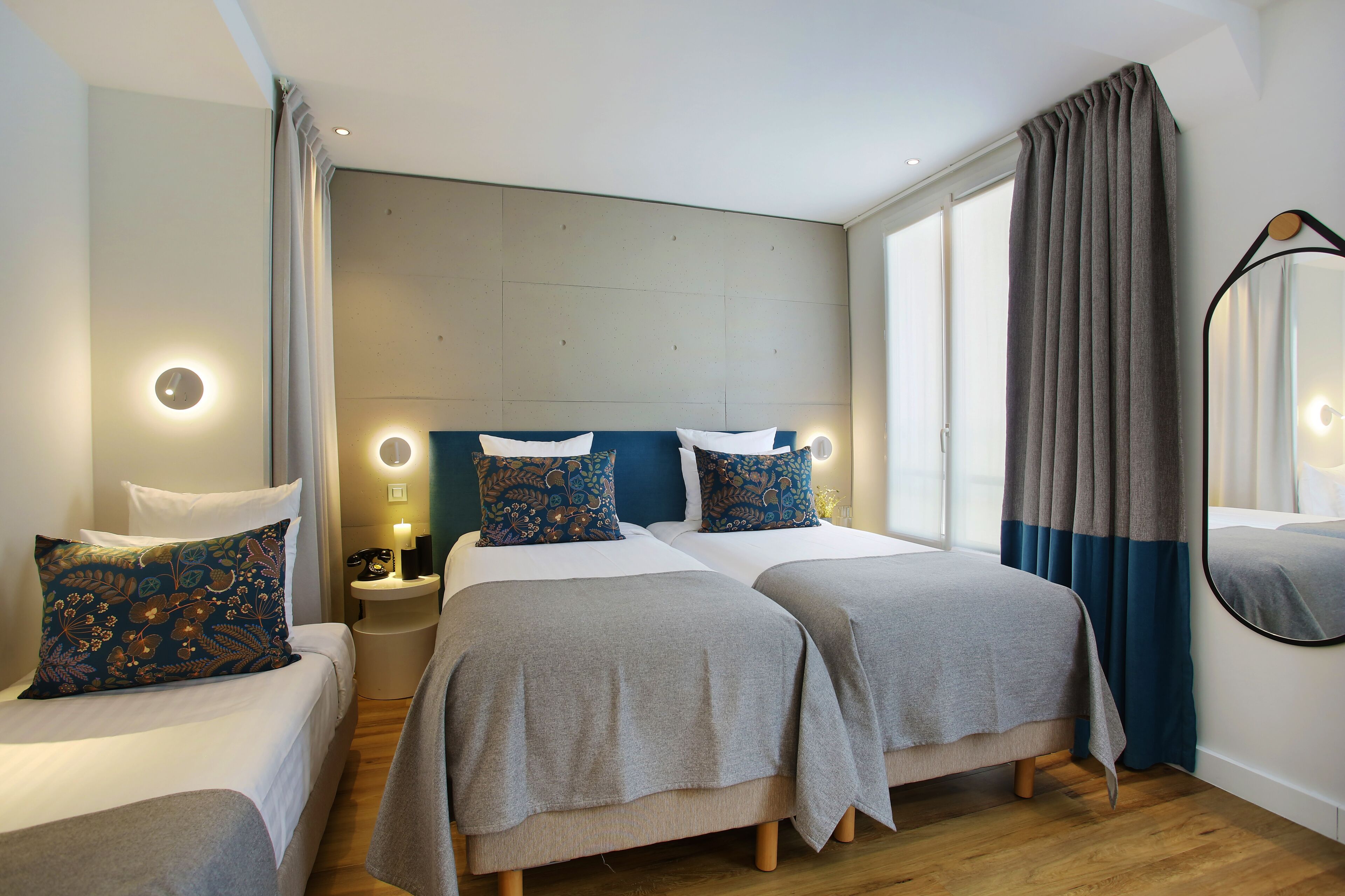 triple room | 1 bedroom, premium bedding, minibar, in-room safe