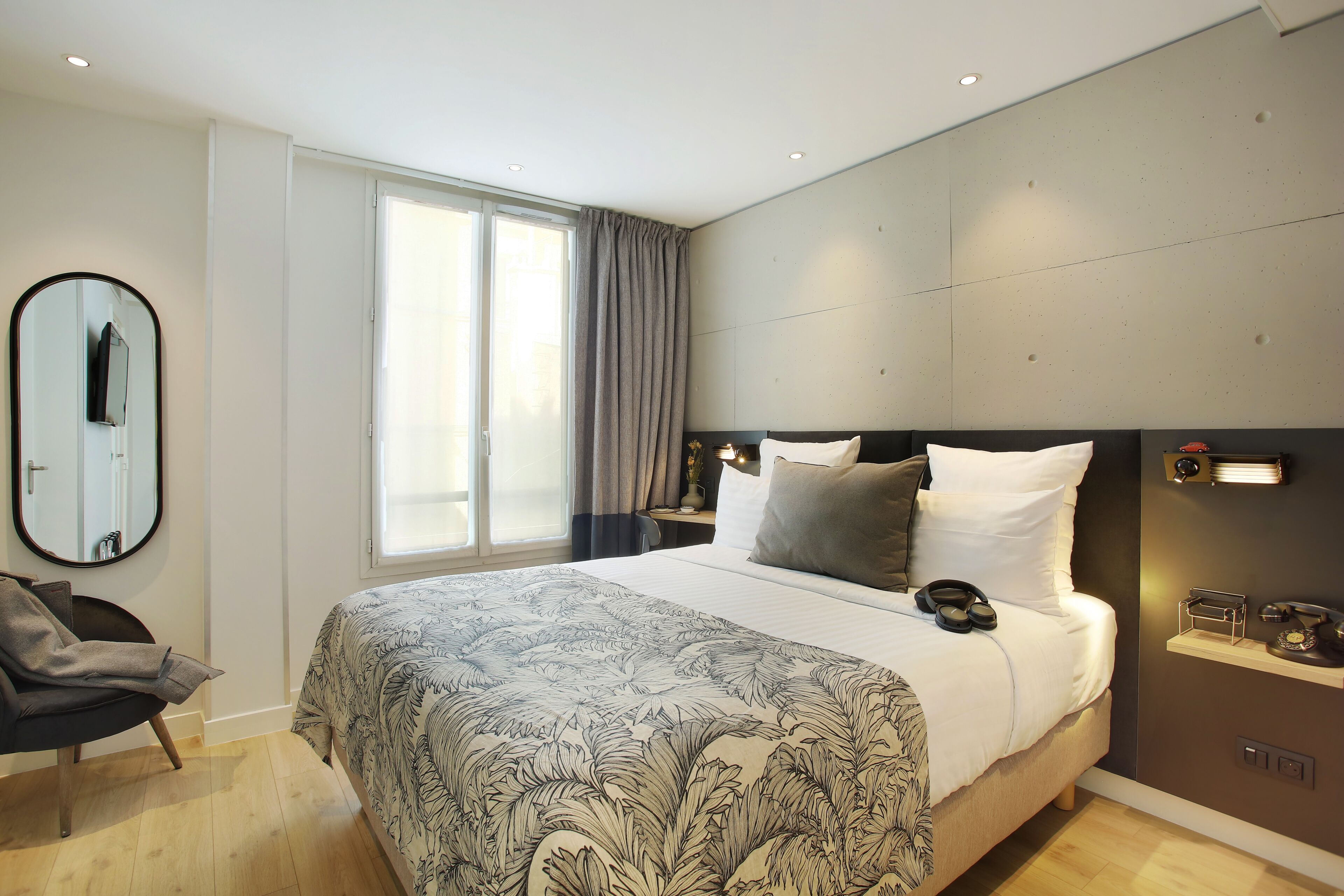 classic double room | 1 bedroom, premium bedding, minibar, in-room safe