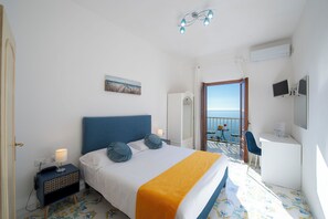 Minibar, desk, travel cot, free WiFi - Hotel Villa Bellavista (Praiano)