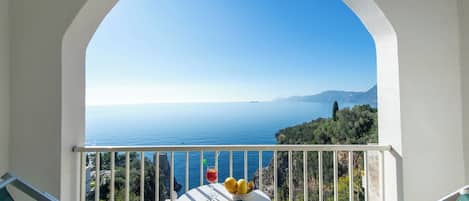 Fyrbäddsrum - havsutsikt | Balkong