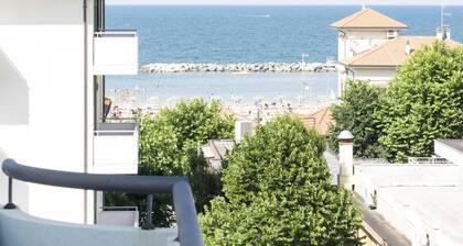 Hotel Dasamo - Dada Hotels