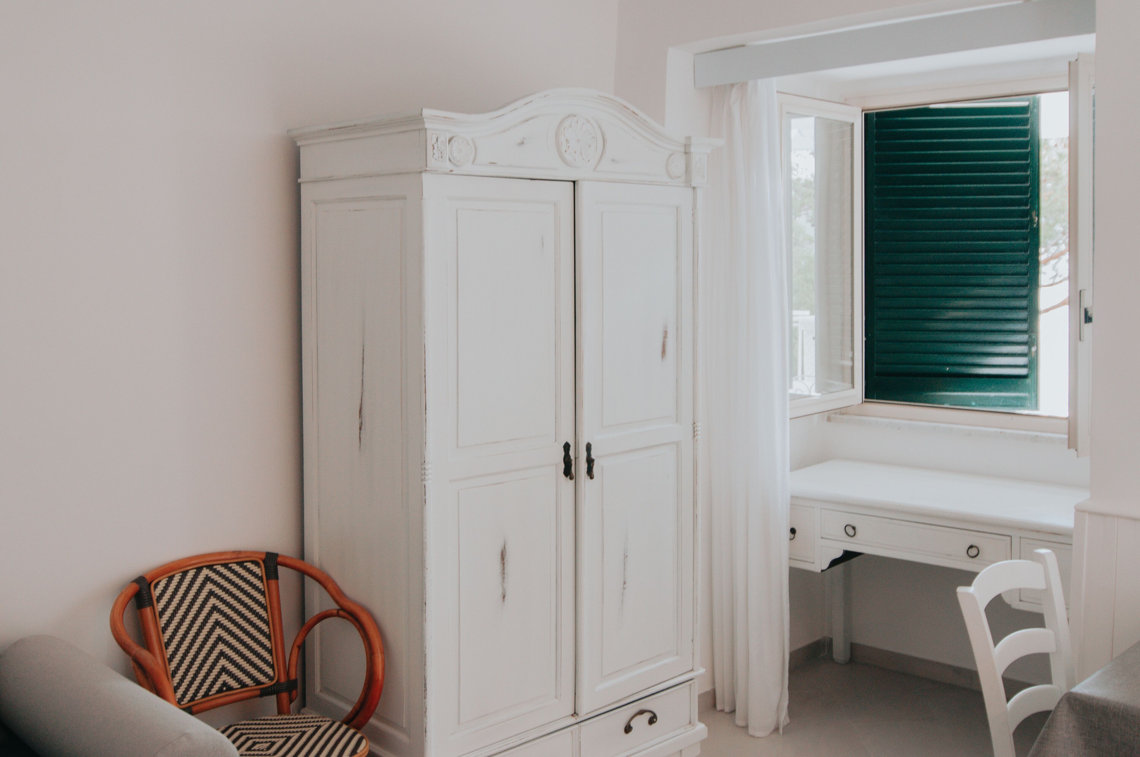 1 bedroom, frette italian sheets, premium bedding, down duvets