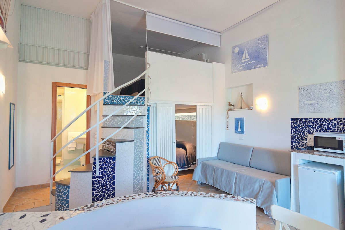 1 bedroom, frette italian sheets, premium bedding, down duvets