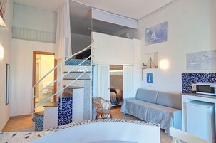 意大利 Frette 床单、高档床上用品、羽绒被、客房内保险箱