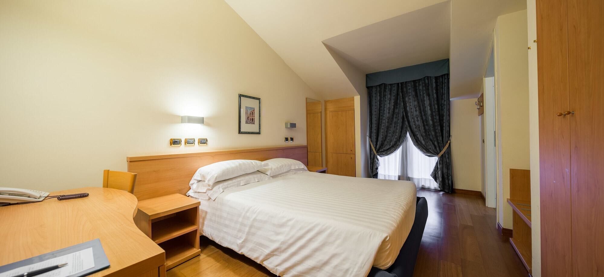 In-room safe, desk, blackout drapes, soundproofing